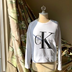 Calvin Klein Cropped Sweater